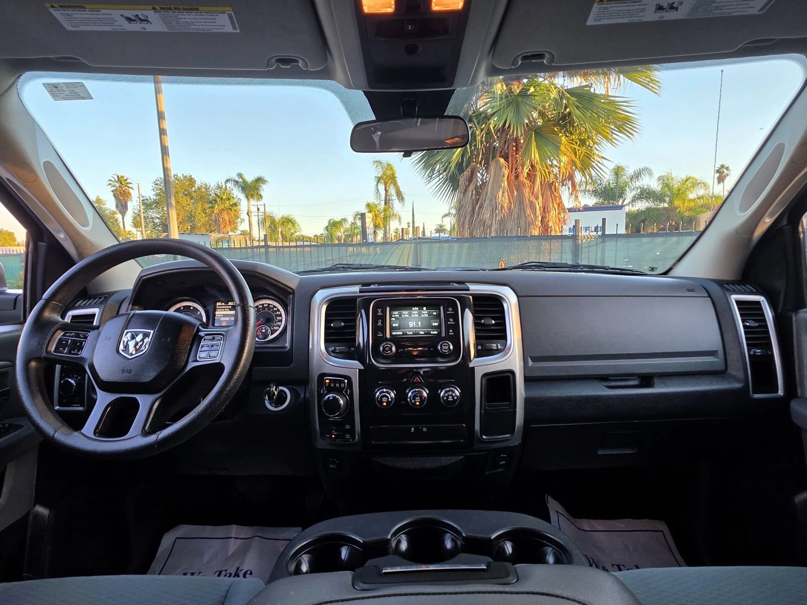 Used 2017 RAM 1500 Classic SLT AWD/4WD image 5