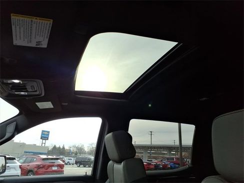 New 2026 Chevrolet Silverado 1500 ZR2 image 8