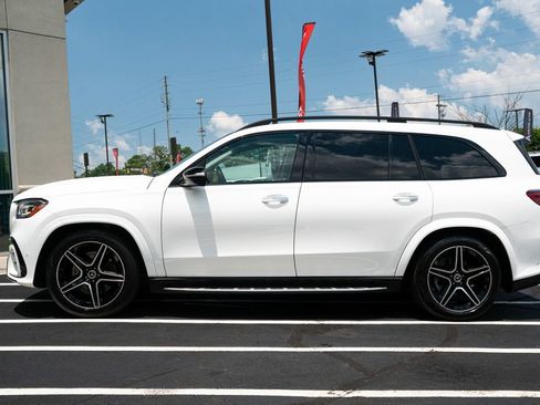 Used 2024 Mercedes-Benz GLS 450 4MATIC image 19