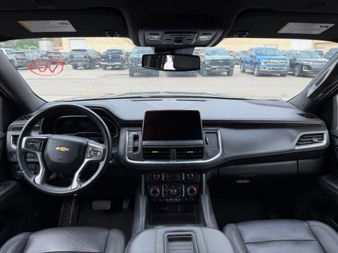 Used 2023 Chevrolet Tahoe LT w/ Luxury Package AWD/4WD image 11