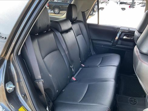 Used 2019 Toyota 4Runner TRD Off-Road Premium image 19