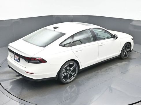 New 2026 Honda Accord SE image 32