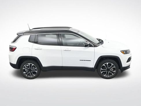 Used 2022 Jeep Compass Limited AWD/4WD image 23