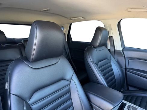 Used 2021 Ford Edge SEL image 27