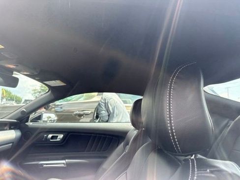 Used 2021 Ford Mustang GT Premium w/ Black Accent Package RWD image 13