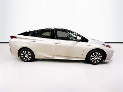 Used 2020 Toyota Prius Prime Limited image 8