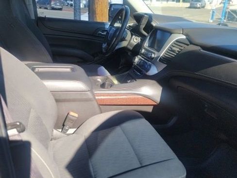 Used 2017 GMC Yukon SLE w/ HD Trailering Package image 15