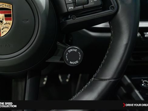 Used 2022 Porsche 911 Carrera S w/ Premium Package image 34