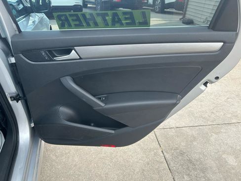 Used 2015 Volkswagen Passat 1.8T image 15