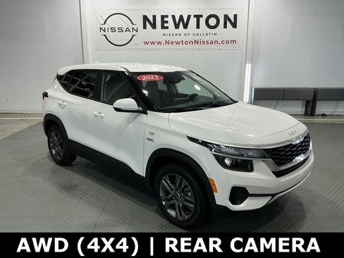 Used 2023 Kia Seltos LX image 1