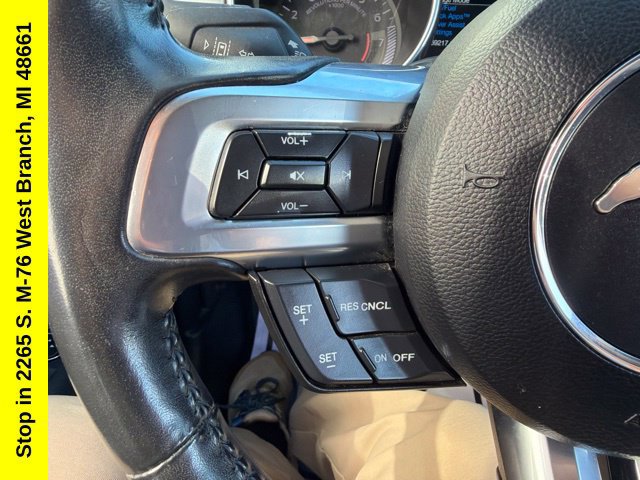 Used 2022 Ford Mustang Premium RWD image 38