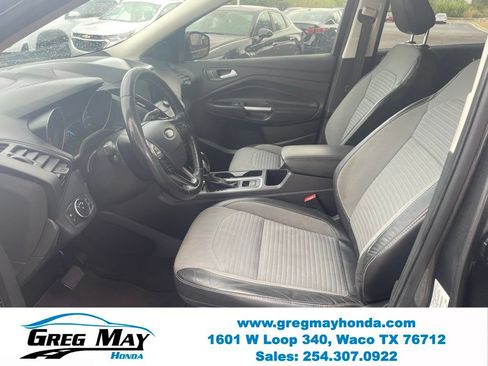 Used 2019 Ford Escape SE FWD image 13