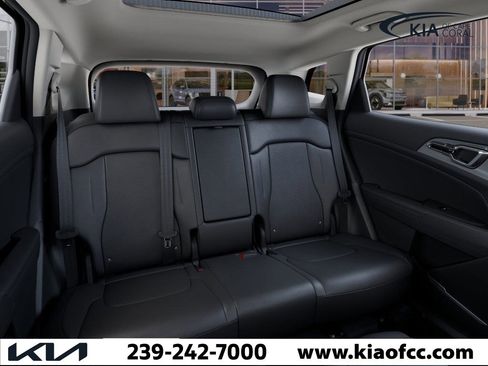 New 2026 Kia Sportage EX image 16
