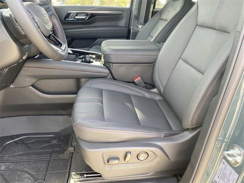 New 2026 Chevrolet Suburban RST w/ RST Capability Package image 11