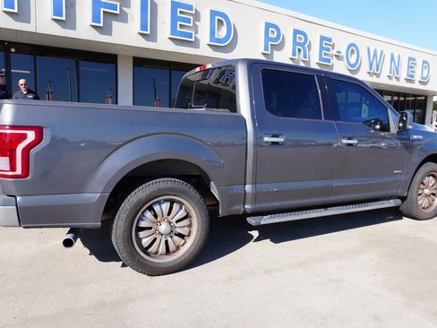 Used 2015 Ford F150 XLT w/ Equipment Group 302A Luxury image 5