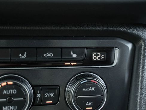 Used 2019 Volkswagen Tiguan SEL Premium AWD/4WD image 30