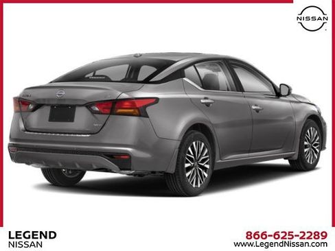 New 2025 Nissan Altima 2.5 SV w/ SV Premium Package image 3