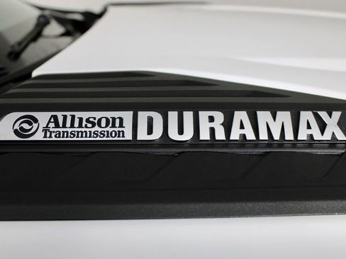 Used 2023 Chevrolet Silverado 2500 LT image 9