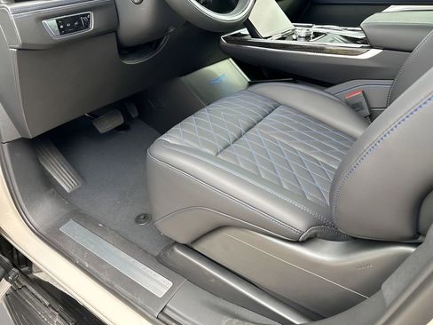 New 2026 Cadillac Escalade IQ Sport 1 w/ LPO, ONYX Package image 29