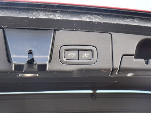 Used 2018 Volvo XC60 T5 Inscription w/ Luxury Seat Package image 20