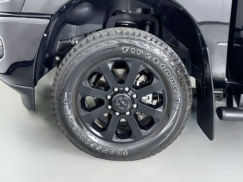 Used 2025 RAM 3500 Big Horn AWD/4WD image 8