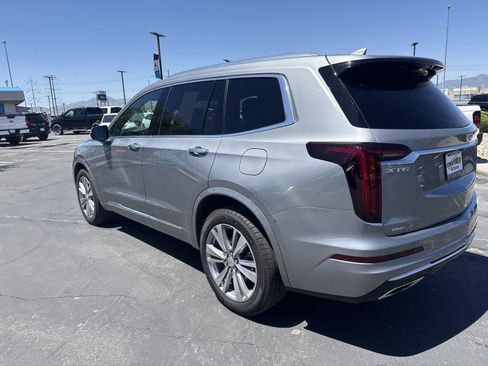 Used 2024 Cadillac XT6 Premium Luxury AWD/4WD image 8
