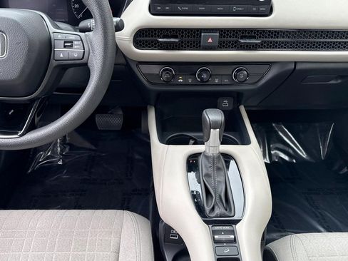 Certified 2023 Honda HR-V LX image 30