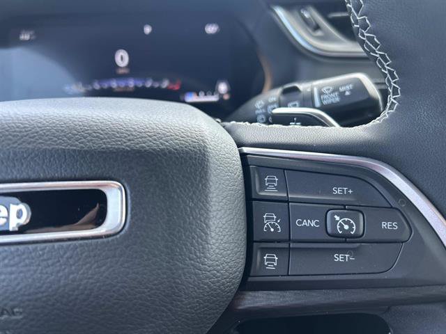 Certified 2023 Jeep Grand Cherokee Altitude AWD/4WD image 27