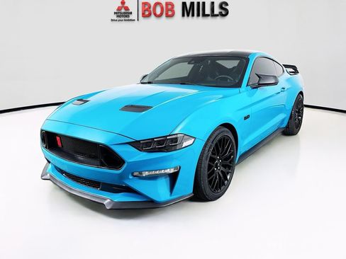 Used 2019 Ford Mustang GT Premium w/ GT Performance Package RWD image 3
