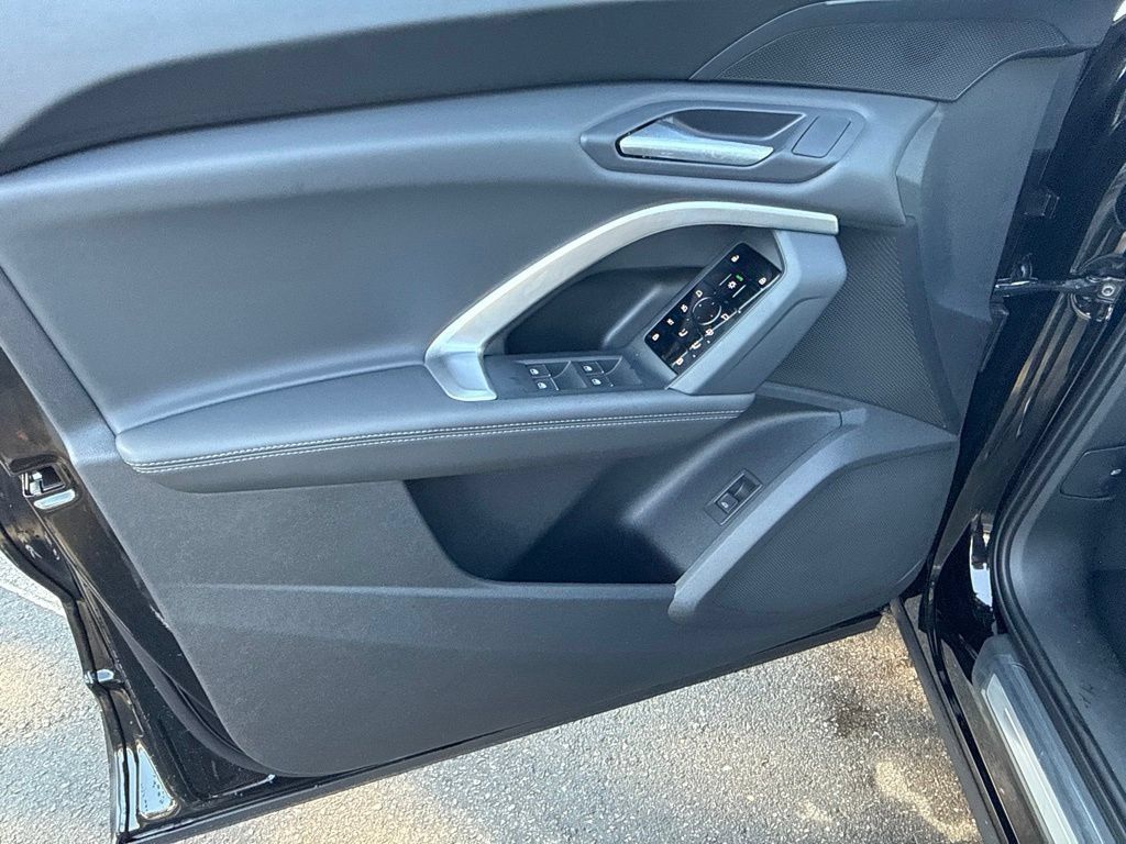 New 2026 Audi Q5 Premium AWD/4WD image 14