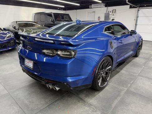Used 2019 Chevrolet Camaro ZL1 image 7