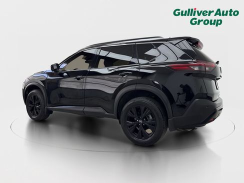 Used 2023 Nissan Rogue SV w/ SV Premium B Package FWD image 4