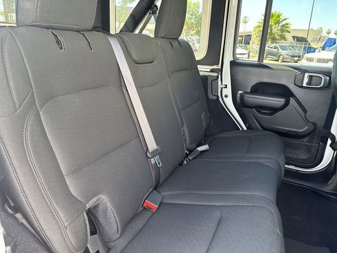 Used 2021 Jeep Wrangler Unlimited Sport image 14