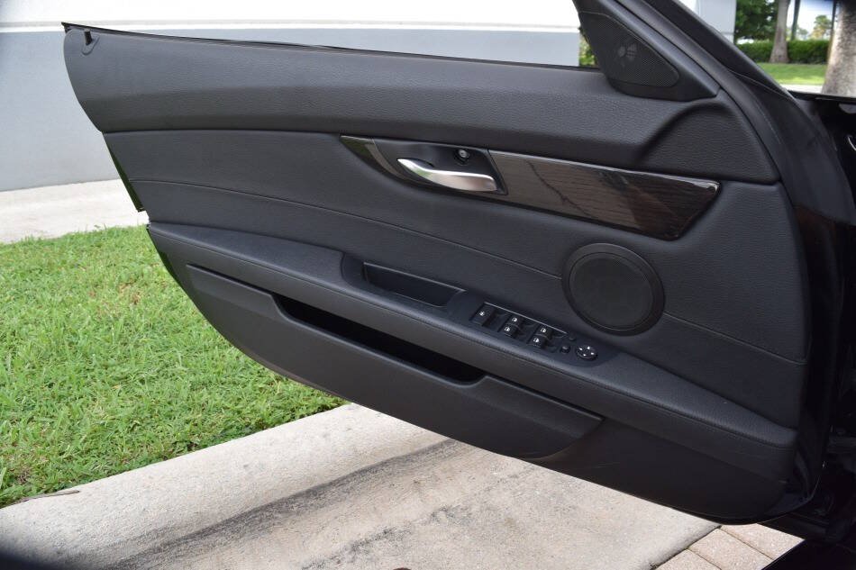 Used 2014 BMW Z4 sDrive35is RWD image 71