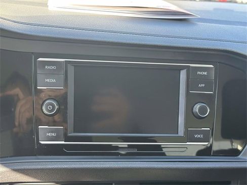 Certified 2022 Volkswagen Jetta S image 25