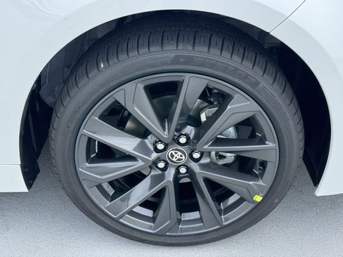 New 2026 Toyota Corolla SE FWD image 15