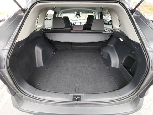 Used 2025 Toyota RAV4 XLE image 19