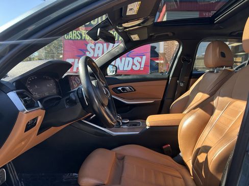 Used 2020 BMW 330i xDrive Sedan w/ Convenience Package image 9