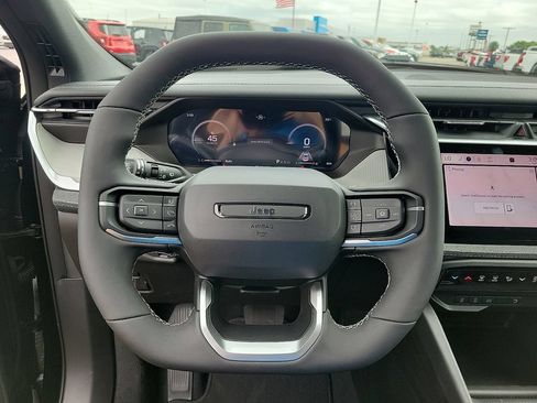 New 2026 Jeep Cherokee Laredo AWD/4WD image 19