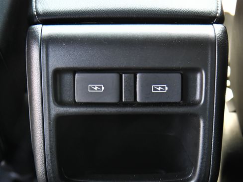 Used 2021 Honda Accord Sport image 38