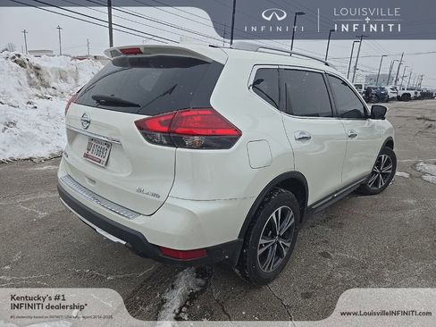 Used 2017 Nissan Rogue SL w/ SL Premium Package image 6