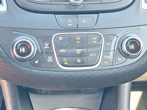 Certified 2024 Chevrolet Malibu LT image 36