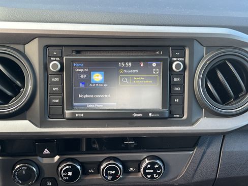 Used 2018 Toyota Tacoma SR5 image 25