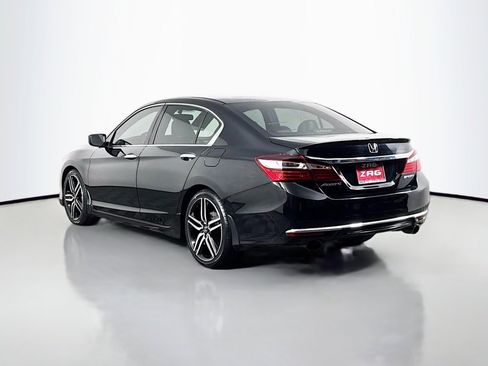 Used 2016 Honda Accord Sport image 3