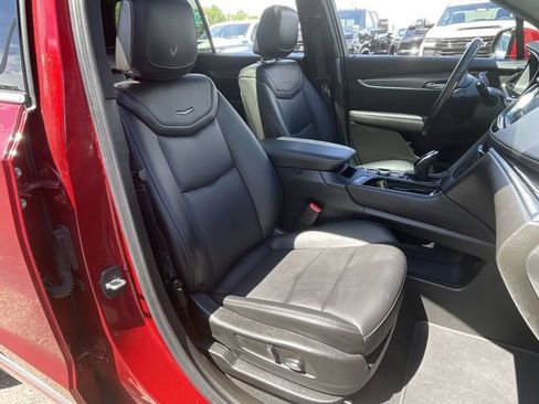 Certified 2023 Cadillac XT6 Luxury AWD/4WD image 29