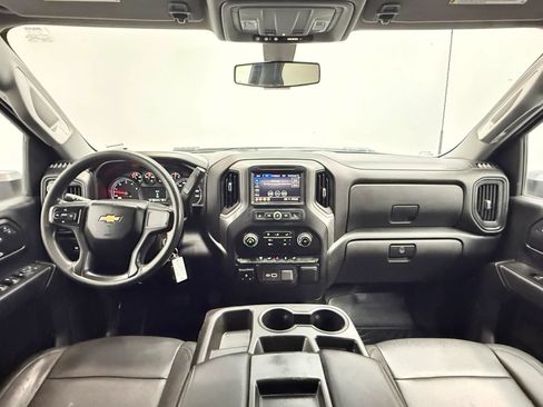 Used 2021 Chevrolet Silverado 2500 W/T w/ WT Convenience Package AWD/4WD image 12