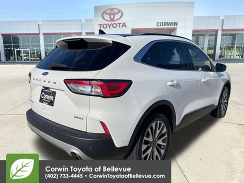 Used 2021 Ford Escape Titanium AWD/4WD image 5