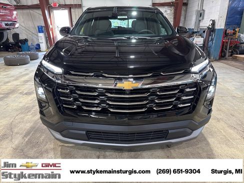 New 2026 Chevrolet Equinox LT w/ Convenience Package II image 10