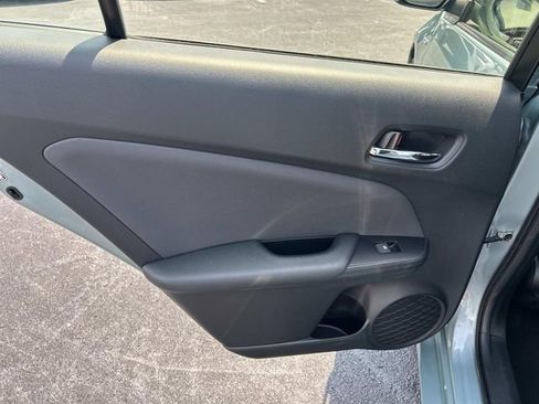 Used 2016 Toyota Prius Two FWD image 18