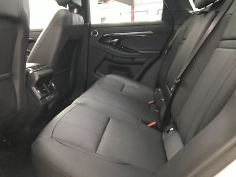 Used 2023 Land Rover Range Rover Evoque R-Dynamic S image 17